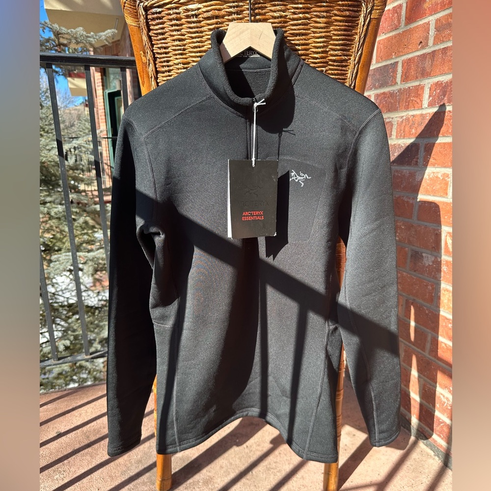 Arc’teryx Rho Heavyweight Zip Neck